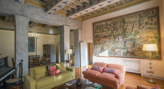 lolART  luxury at Spanish Steps, Забронировать Отель Рим Лацио, рядом с Папский университет святого Фомы Аквинского