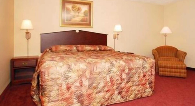 Standart çift kişilik oda Rodeway Inn