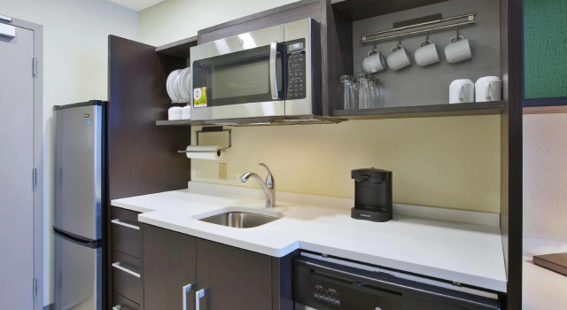 Четырёхместный люкс Home2 Suites By Hilton Holland