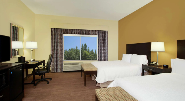 Standard Vierer Zimmer Hampton Inn Winfield