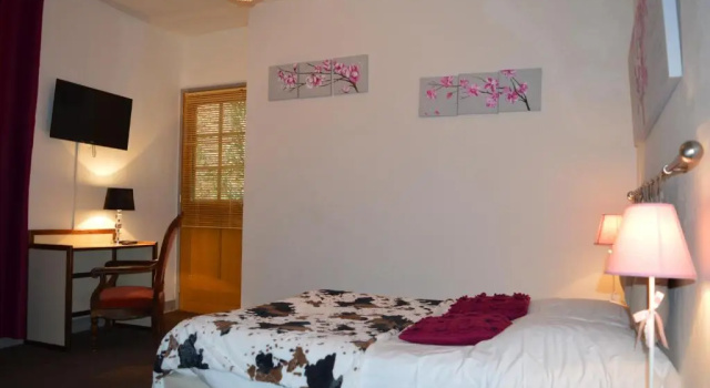 Двухместный номер Standard Le Relais du Morvan