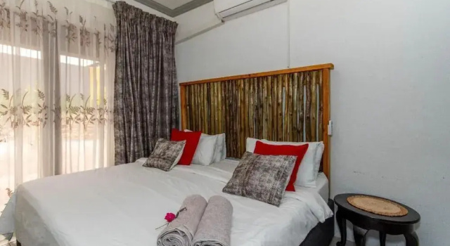 Номер Standard с балконом Woodpecker's Guest House