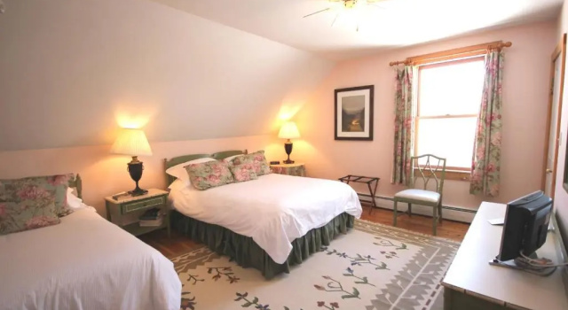 Номер Classic Highland Lake Inn