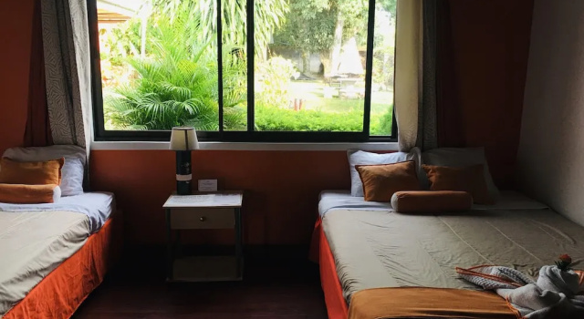 Hotel Your House, Prenota Hotel Alajuela Costa Rica