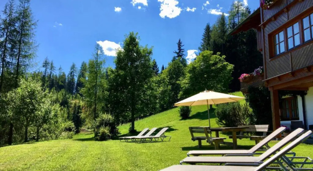 Апартаменты с видом на горы Landhaus Birgbichler - Apartments in Ramsau am Dachstein - einzigartige Lage!