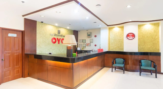 OYO 187 The Maxwell Hotel
