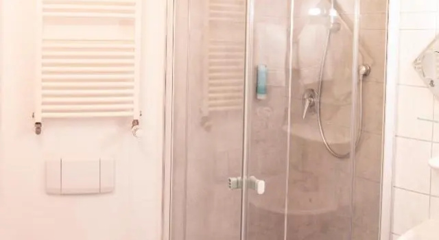 Одноместный номер Standard с балконом Parkhotel Neubrandenburg