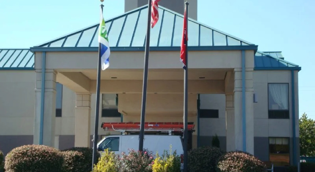 Comfort Inn Clarksville (ex.holiday Inn Express Clarksville), Забронировать Отель Отели Кларксвилл с бассейном, Бассейн