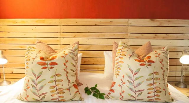 Little Forest Guest House, Reservar Casa de hóspedes Hotéis em Gauteng com Piscina, Piscina