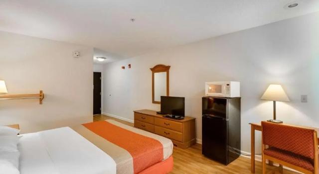 Номер Standard Motel 6-Hinesville, GA