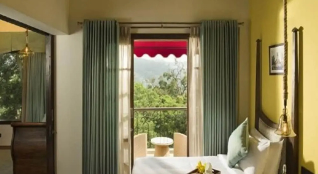 Двухместный люкс Luxury с балконом The Tamara Kodai