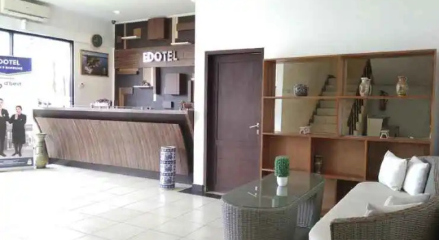 Nine Inn by edotel, Rezervovat Hotel Bandung Kidul 