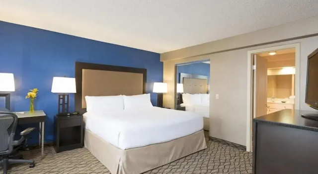 Номер Deluxe Grand Royal Hotel O'Hare - Chicago