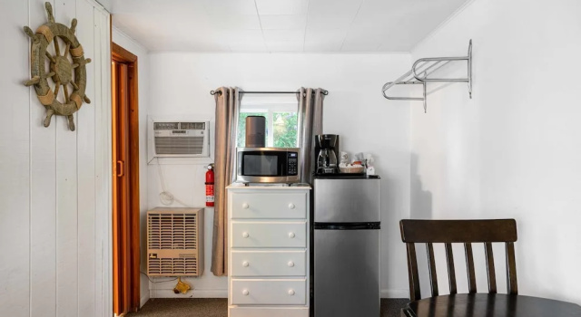 Четырёхместный семейный коттедж South Arm Retreats Motel Double Room 6