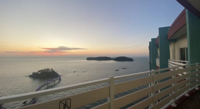 Люкс с видом на океан Beache Palace