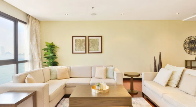 Anantara Residences - Beachfront - Private Beach and Lagoon Pool