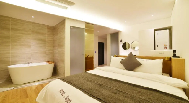 Двухместный люкс Gwangju Hotel the spot