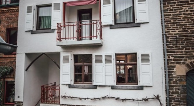 Casa Calmont, Забронировать Дом для отпуска Отели Кохем с парковкой, Парковка