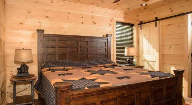 Copper Fox 3 Bedroom Cabin, Book Feriehus Walland Tennessee