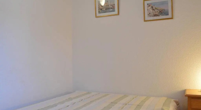 Maison Fleury-Saint-Pierre-la-Mer, 3 pièces, 4 personnes - FR-1-229D-83, Rezerwuj Hotel Saint-Pierre-la-Mer Aude