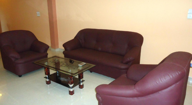 Barathi Star Hotel, Rezerwuj Hotel Hotele w Kilinochchi z parkingiem, Parking