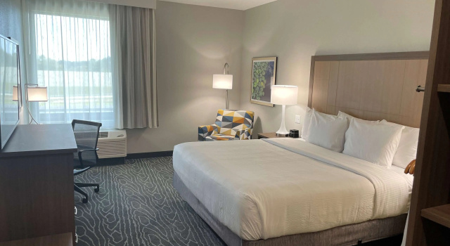 La Quinta Inn & Suites by Wyndham Valdosta, Book Hotel Quitman Georgia