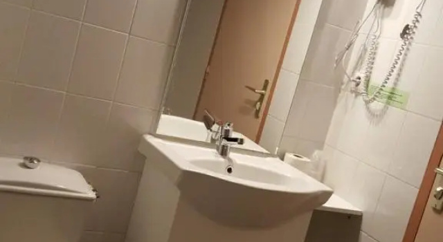 Трёхместный номер Standard Hôtel Restaurant Glaizette