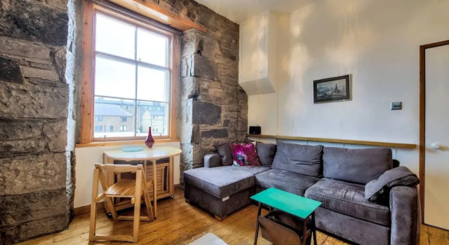 Lovely Central 1BR Flat in Prime Festival Location
