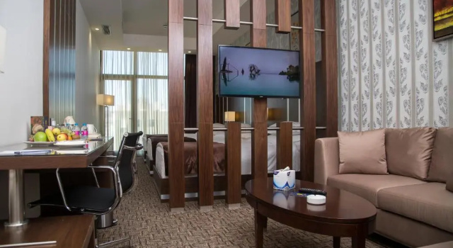 Трёхместный номер Deluxe Sulaf Luxury Hotel