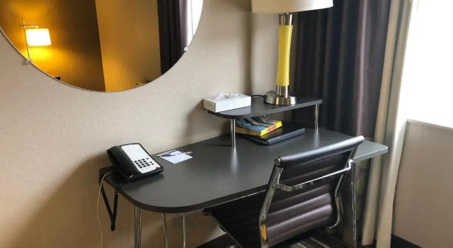 Номер Deluxe Super 8 by Wyndham Pocatello