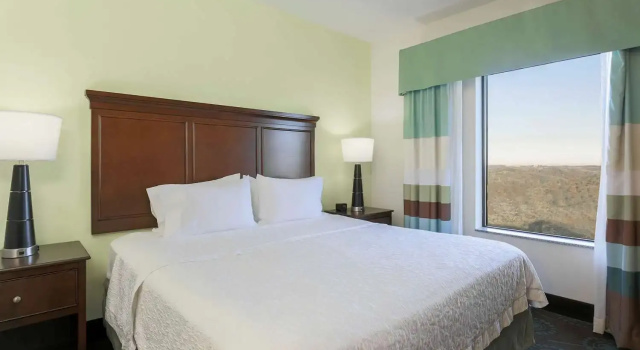 Студия Hampton Inn & Suites Wheeling-The Highlands
