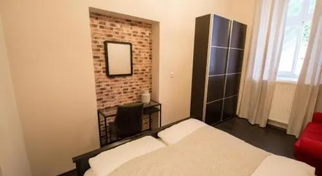 Brooklyn Sauna Apt by Ruterra, Забронировать Отель Отели Праги с парковкой, рядом с Статуя Яна Жижки, Парковка