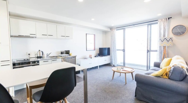 Chic 1 Bedroom Apartment in Ponsonby, Забронировать Апартаменты/квартира Отели региона Окленда с парковкой, Парковка