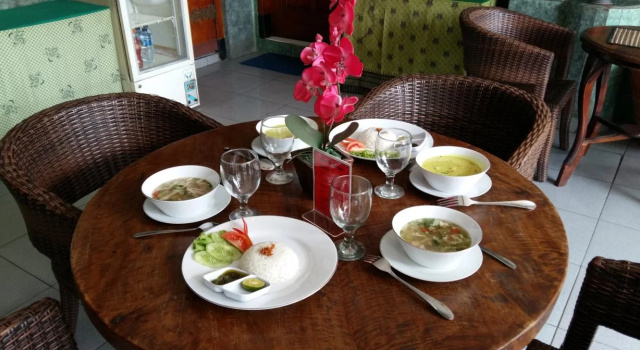 Nunia Tamansari Hotel, Réserver Hôtel Serang Banten