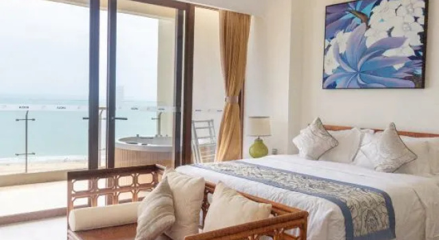 Люкс с 3 комнатами с видом на море Aloha Oceanfront Suite Resort