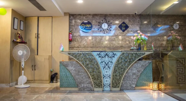 Capital O 1547 Hotel The Oasis, Забронировать Отель Отели Мадхья-Прадеш с парковкой, Парковка