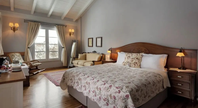 Полулюкс с балконом и с видом на окрестности Casa Lavanda Boutique Hotel