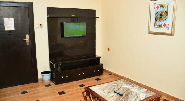 LJ Grand Resort, Book Ferieresort Asaba Nigeria