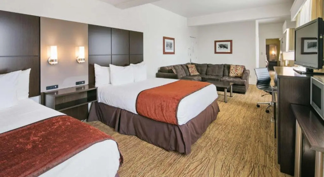 Семейный люкс Best Western Pony Soldier Inn & Suites