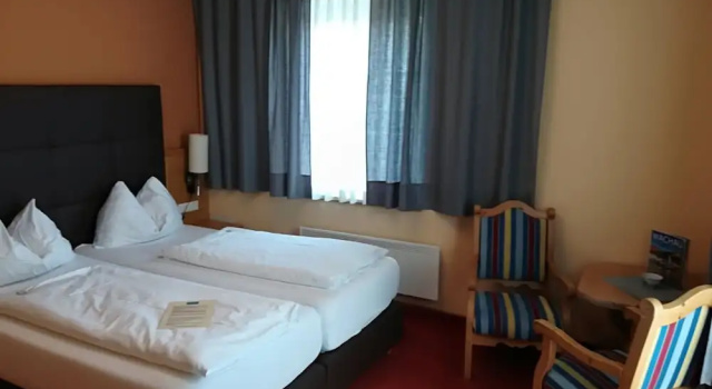 Двухместный номер Standard с балконом Hotel Donauhof