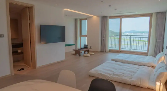 Номер Standard C-ONE Island Hotel & Resort Jaeundo