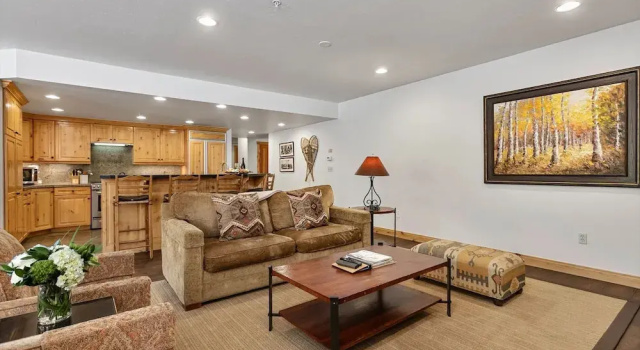 Trail's End Lodge at Deer Valley Resort - Two Bedroom Residence with Spa #201 2 Condo, Забронировать Курортный отель Отели Deer Valley - The Canyons 3 звезды, 3*