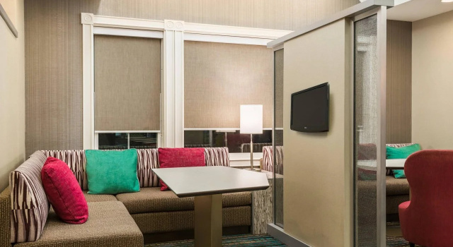 Residence Inn by Marriott Boston Brockton/Easton, Забронировать Отель Броктон 
