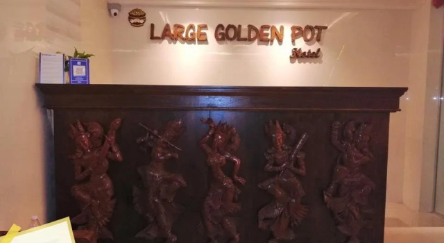 New Large Golden Pot, Забронировать Отель Ньян У Mandalay Region