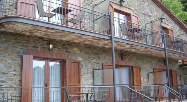 Apartaments Turistics Cal Ferrer, Забронировать Отель Монсень Montseny Natural Park