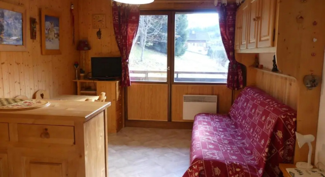 Aravis B18-Appartement 4/5 Pers, Belle Vue, Забронировать Апартаменты/квартира Отели Лыжного курорта на озере Анси с парковкой, Парковка
