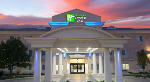 Holiday Inn Express Hotel & Suites Amarillo, Rezervasyon Otel Amarillo Teksas