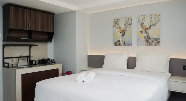 Brand New And Comfy Studio Baileys Apartment, Reserva ahora Apartamento Hoteles con piscina en Banten, Piscina
