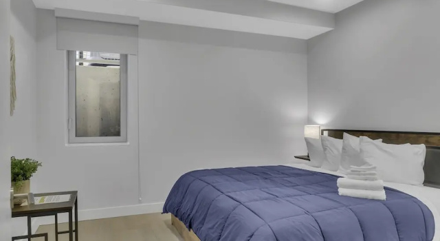 1br Logan Circle Furnished Apartment 1 Bedroom Apts by RedAwning, Забронировать Апартаменты/квартира Апартаменты Washington DC Metropolitan area, Апартаменты/квартира