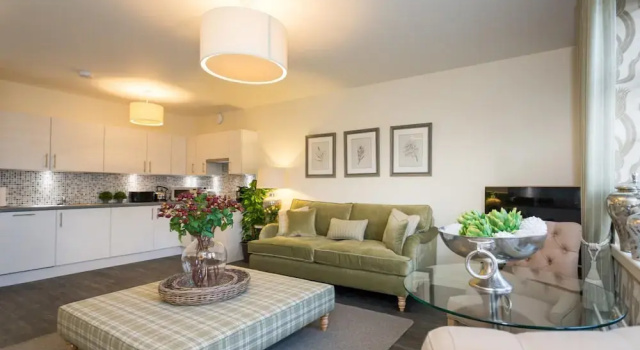 Elegant Home in Aberdeen, Забронировать Апартаменты/квартира Отели Абердина с парковкой, Парковка